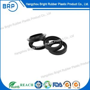 Xe máy bền dầu phía trước ngã ba dầu